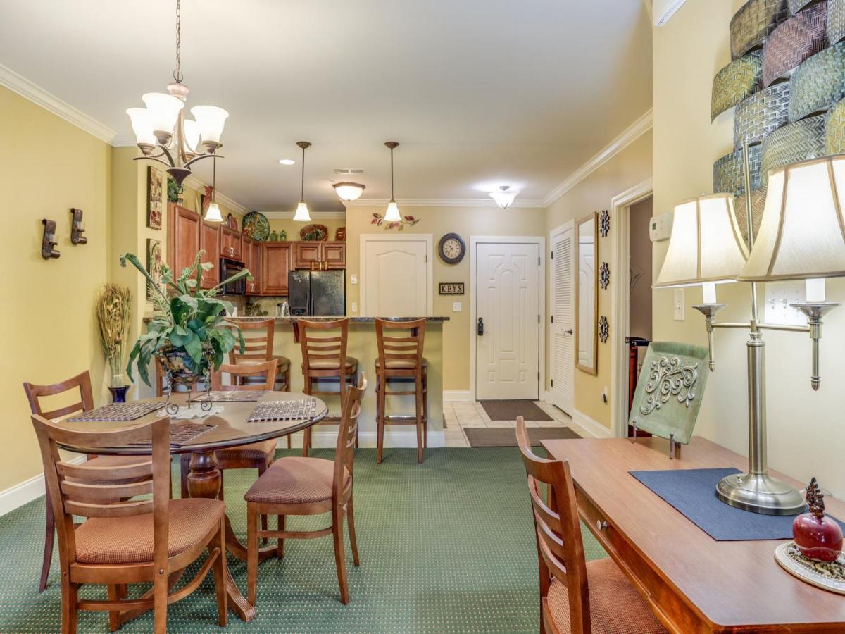 Downtown Delight, 2 Bedrooms, Pool, Hot Tub, Sleeps 6 Gatlinburg Bagian luar foto